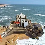 빌라 Miramar On View 빌라노바데가이아