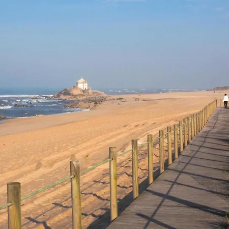 Miramar On View 빌라노바데가이아