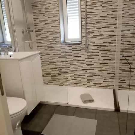 فيلة Miramar On View